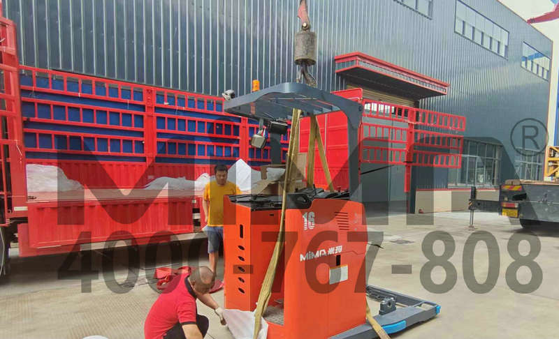 三向堆垛叉車(chē)客戶(hù)案例